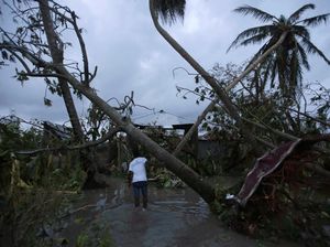 Obama Umumkan Keadaan Darurat di Florida Terkait Topan Matthew