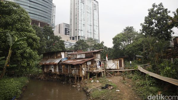 Normalisasi Kali Krukut Tangkal Banjir Kemang