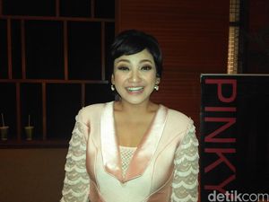 Agni Pratistha Ketagihan Gunduli Rambut Agni Pratistha Ketagihan Gunduli Rambut
