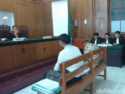 Dituntut 5 Tahun Penjara, Advokat Tersandung Kasus Pemalsuan Surat Membela Diri