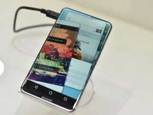 Corner R, Ponsel Tanpa Batas dari Sharp