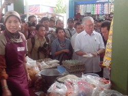 Usai Panen Jagung, Duet Mendag dan Mentan Blusukan ke Pasar di Kebumen