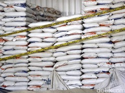 Mafia Lebih Tahu Jumlah Stok Beras Daripada Bulog