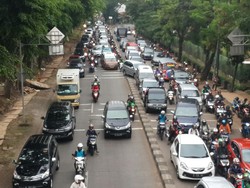 Saat Berjibaku dengan Macet Jakarta
