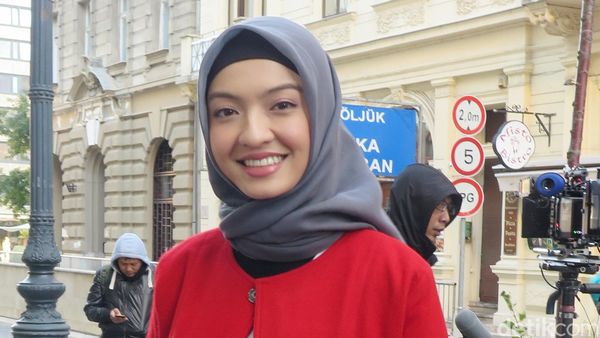 Raline Shah Tampil Berhijab di Surga yang (Tak) Dirindukan 2