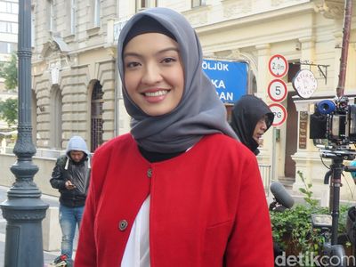 Raline Shah Tampil Berhijab di Surga yang (Tak) Dirindukan 2