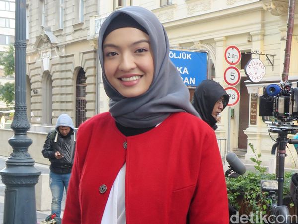 Raline Shah Tampil Berhijab di Surga yang (Tak) Dirindukan 2