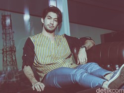 Reza Rahadian Soal Bakat: Itu dari Tuhan, Saya Tinggal Ngasah!