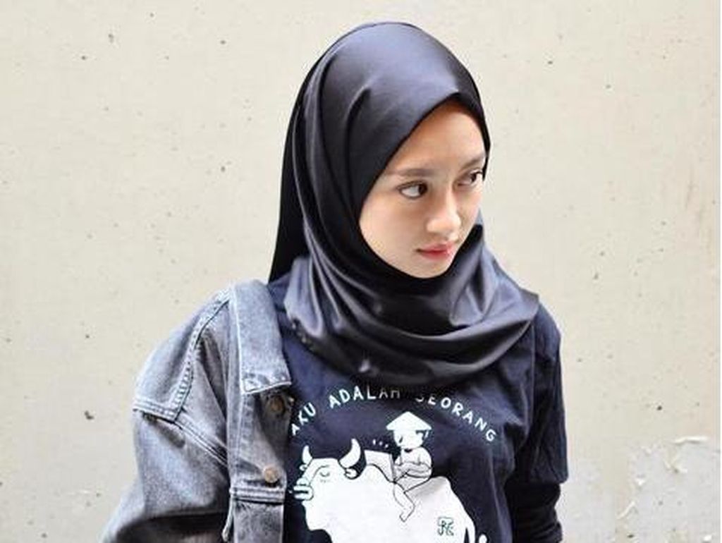 Buku Rentang Kisah Karya YouTuber Gita Savitri Cetak Ulang ke-7 Buku Rentang Kisah Karya YouTuber Gita Savitri Cetak Ulang ke-7