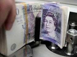 Ekonomi Inggris Makin Buruk Gegara Brexit, Pound Sterling Jadi Korban