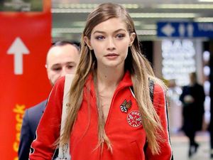 Jennifer Lawrence Hingga Gigi Hadid Populerkan Statement Underwear