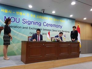 Ridwan Kamil Teken MoU Perencanaan Kota hingga e-Gov dengan Wali Kota Seoul