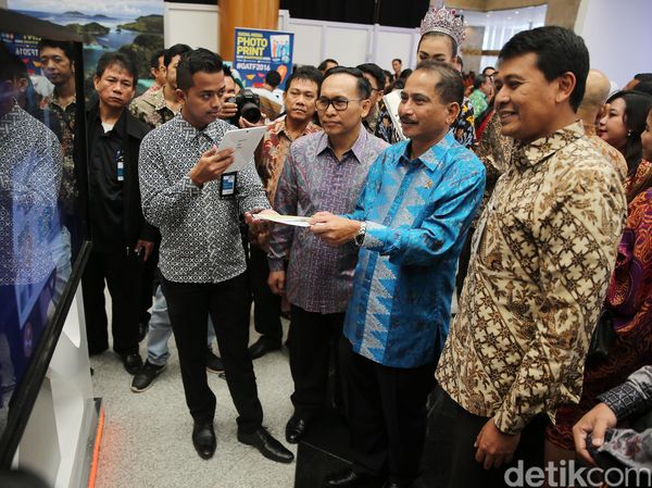 Menpar Arief Yahya Buka Garuda Travel Fair