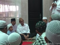 Warga Cilangkap ke Sandiaga: Bagaimana Nasib Pasukan Oranye Jika Ahok Kalah?