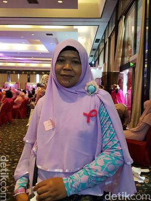 Benjolan Sebesar Telur Ayam Ternyata Kanker, Farida Rela Payudaranya Diangkat