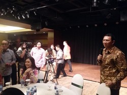 Ditemani Maia, Ahok Ajak Siswa SMP Nonton Film Guru Bangsa Tjokroaminoto