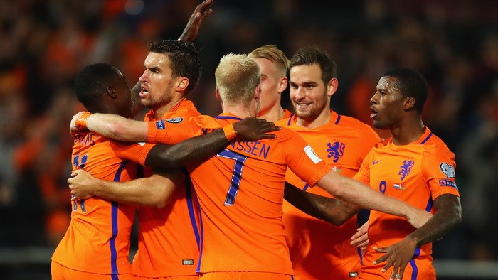 Belanda Tumbangkan Belarusia 4-1