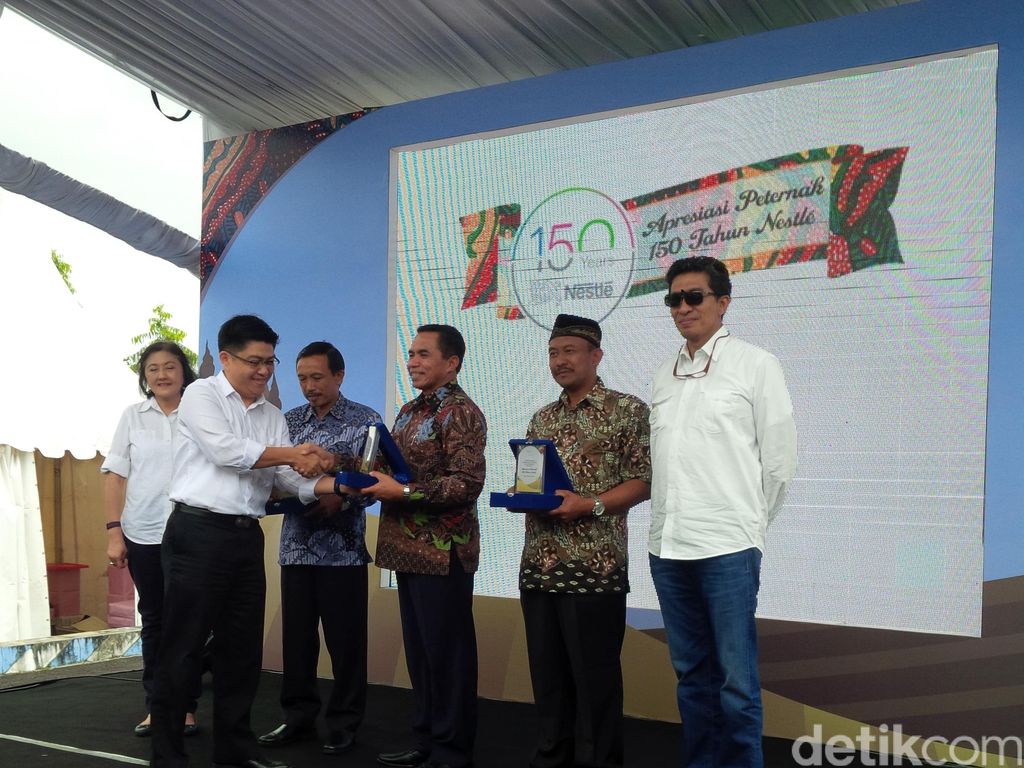 150 Tahun Bisnis Nestle Andalkan Peternak Lokal 150 Tahun Bisnis Nestle Andalkan Peternak Lokal