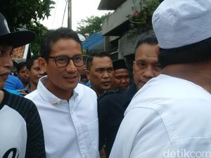 Sandi Ke Warga Taman Sari: Jangan Caci Gubernur Sekarang Kalau Tidak Suka