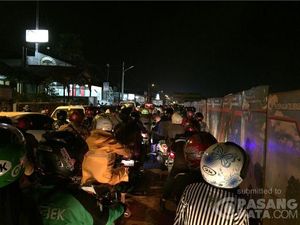 Lalu Lintas di Beberapa Ruas Jakarta Masih Macet Pasca Hujan