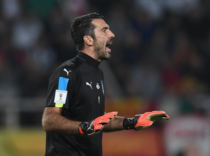 SKOPJE, MACEDONIA - OCTOBER 09:  Gianluigi Buffon of Italy reacts during the FIFA 2018 World Cup Qualifier between FYR Macedonia and Italy at Nacionalna Arena Filip II Makedonski on October 9, 2016 in Skopje, Macedonia.  (Photo by Claudio Villa/Getty Images)