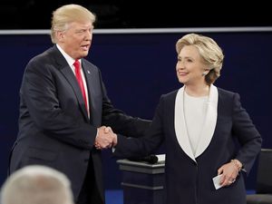 Usai Komentar Cabul Trump, Hillary Makin Unggul dalam Polling Usai Komentar Cabul Trump, Hillary Makin Unggul dalam Polling