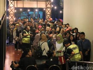 Suasana di Konser Raisa Handmade Tour 2016