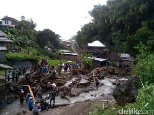 Hujan 8 Jam, Dua Desa di Magetan Diterjang Banjir Bandang