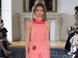 5 Tren Fashion yang Diprediksi Populer di 2017 dari Runway Dunia