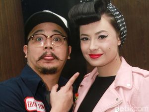 Jelang Nikahi Claudia, Derby Romero Nyekar ke Makam Ayahanda