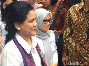 Kunjungi Puskesmas Senen, Iriana Jokowi Cek Alat Pendeteksi Kanker Serviks