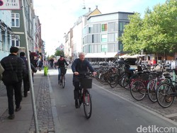 Negara yang Memanjakan Pesepeda, Warganya pun Bahagia