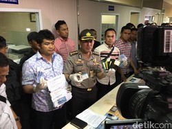 Amplop Duit Pungli Bertuliskan Nama PNS Kemenhub yang Dituju