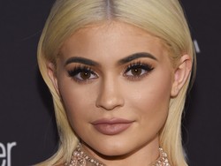 Foto: 5 Selebriti Indonesia dengan Bibir Seksi Seperti Kylie Jenner