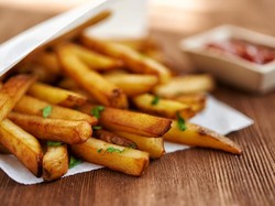 Yummy! Ini 13 Cara Enak Makan French Fries di Berbagai Negara (1)