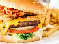 Ini yang Terjadi pada Tubuh Ketika Mengonsumsi Makanan Berminyak