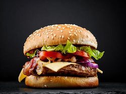 Meski Populer Sebagai Makanan Amerika, 10 Makanan Ini Tak Berasal dari Amerika (1)