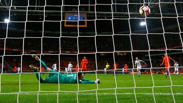 Gol Pogba Menangkan Prancis di Kandang Belanda