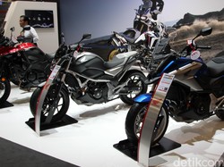 Motor-motor Honda Hilangkan Tuas dan Pedal Kopling
