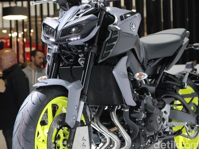 Motor Sangar Yamaha MT-09