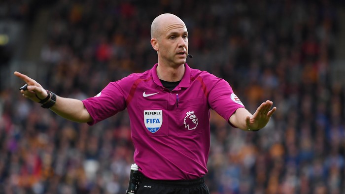 Wasit dari Greater Manchester Pimpin Liverpool vs MU