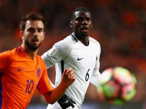 Tak Nyaman Dengar Kritikan, tapi Pogba Berusaha Cuek Saja