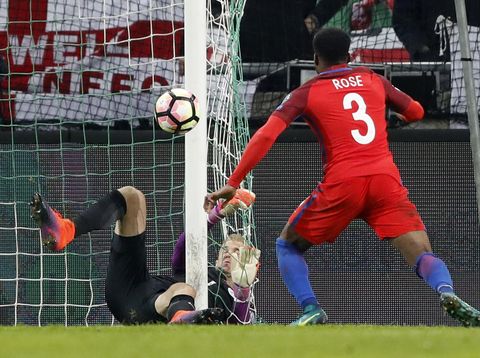 Joe Hart Jatuh-Bangun di Ljubljana