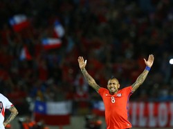 Dua Gol Vidal Menangkan Chile atas Peru