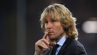 Pavel Nedved (2003). Tahun itu Juventus, yang dibela Nedved, tunduk dari AC Milan di final UCL. Nedved absen karena akumulasi. Tapi Ballon dOr tetap diraihnya, dengan Thierry Henry menjadi salah satu pesaing dekat. Foto: Valerio Pennicino/Getty Images