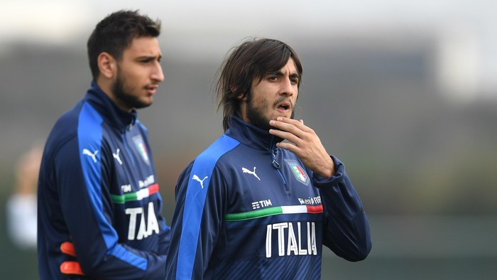 Donnarumma Terlihat Lebih Hebat dari Perin karena Main di Milan