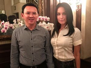 Pertemuan Selasa Malam yang Bikin Sophia Latjuba Makin Kepincut Ahok