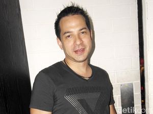 Anies Tutup Kegiatan Bersekolah karena Corona, Ari Wibowo Angkat Topi