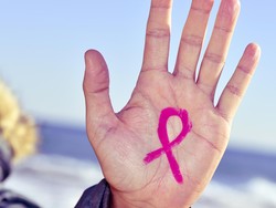 Kenali, Ini Faktor dan Gejala Kanker Payudara pada Pria