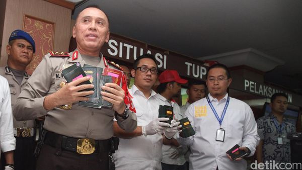 Ini Barang Bukti OTT di Kemenhub